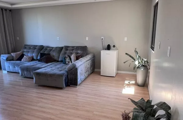 VENDA: LINDO SOBRADO NO LOTEAMENTO PAGNONCELLI