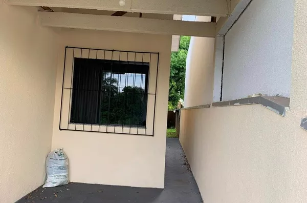 VENDA: CASA NO BAIRRO AEROPORTO 