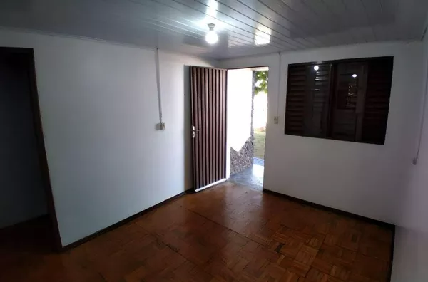LOCAÇÃO: CASA Nº 325 - BAIRRO MENINO DEUS
