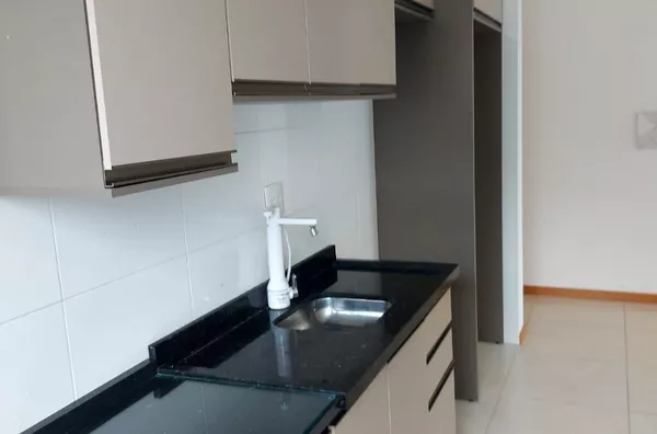 LOCAÇÃO: APARTAMENTO 203 - EDIFÍCIO MONTE MORIAH
