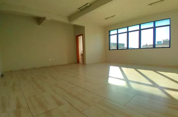 LOCAÇÃO: SALA COMERCIAL 404 - EDIFÍCIO COMERCIAL DALLA VALLE