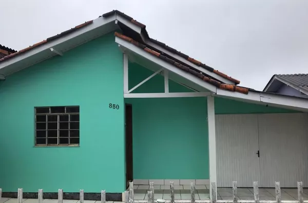 LOCAÇÃO: CASA NO BAIRRO PLANALTO - RUA DAS SIRIEMAS