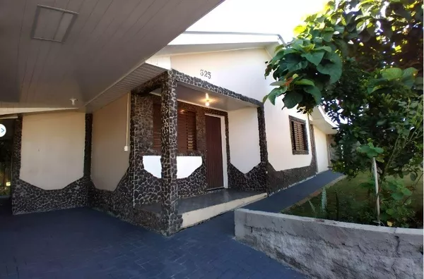 LOCAÇÃO: CASA Nº 325 - BAIRRO MENINO DEUS