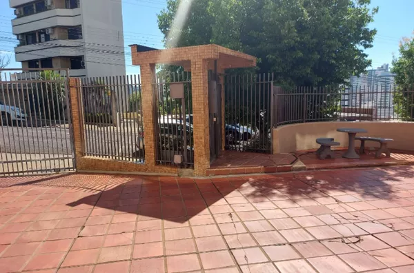 LOCAÇÃO: APARTAMENTO NO EDIFÍCIO VILA NÁPOLI