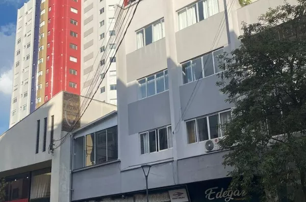 LOCAÇÃO: SALA COMERCIAL NA RUA ITABIRA - CENTRO 