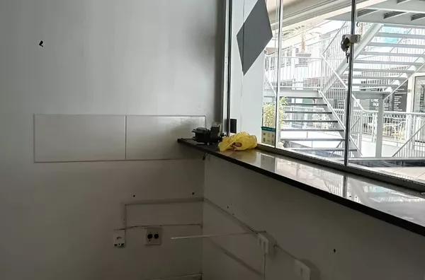 LOCAÇÃO: SALA PARA RESTAURANTE 