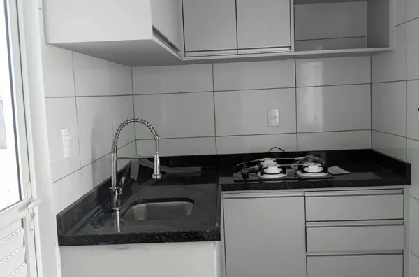 LOCAÇÃO: CASA NO BAIRRO FRARON (ROGERIO DAS CHAVES - CASA 02)