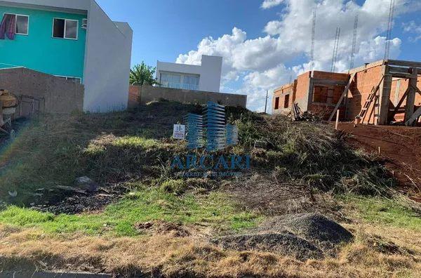 VENDA: TERRENO NO LOTEAMENTO DOM LUIZ 
