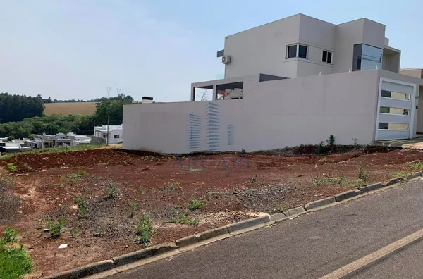 VENDA: TERRENO NO BAIRRO SÃO FRANCISCO 