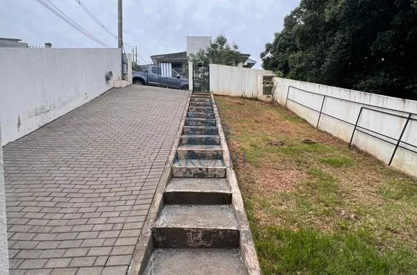 VENDA: SOBRADO NO BAIRRO AEROPORTO 