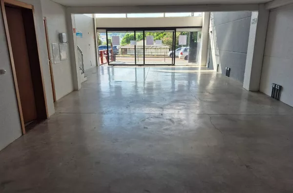 SALA COMERCIAL - RUA FARRAPOS 555