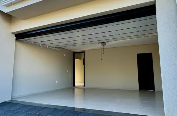 VENDA: CASA NO RESIDENCIAL ANTONIO CADORIN