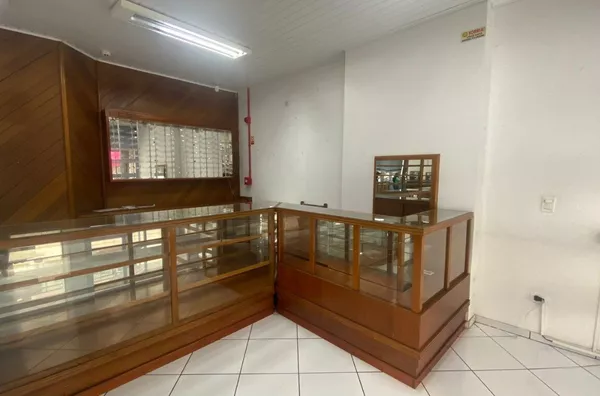 LOCAÇÃO: SALA COMERCIAL NA RUA ITABIRA - CENTRO 