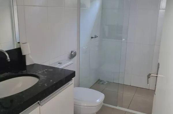 LOCAÇÃO: SALA AO LADO DA PRAÇA CENTRAL 