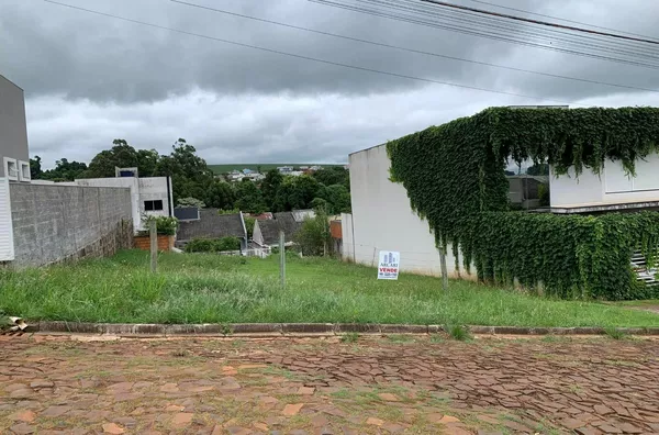VENDA: TERRENO NO BAIRRO FRARON