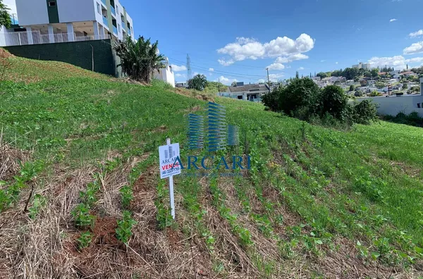 VENDA: TERRENO NO BAIRRO VILA ISABEL 