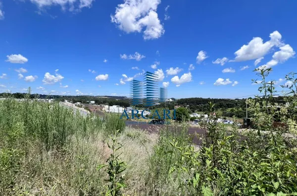 VENDA: TERRENO NO LOTEAMENTO VILA MATILDE - BAIRRO SÃO FRANCISCO 