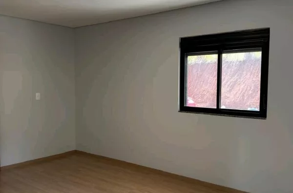 VENDA: CHÁCARA COM CASA NOVA A 3KM DA CIDADE