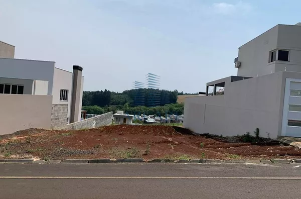 VENDA: TERRENO NO BAIRRO SÃO FRANCISCO 