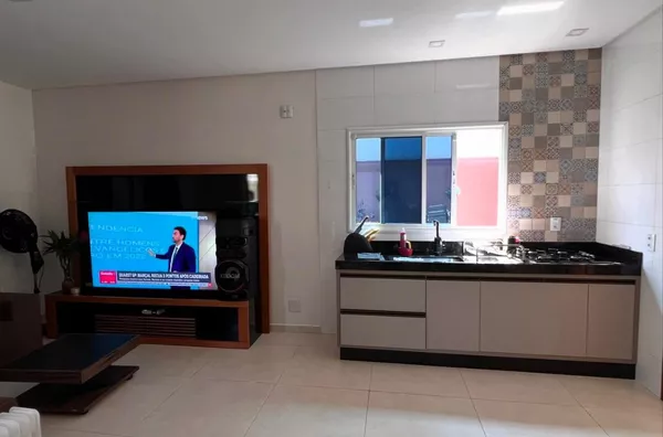 VENDA: CASA NO CENTRO DE PATO BRANCO 