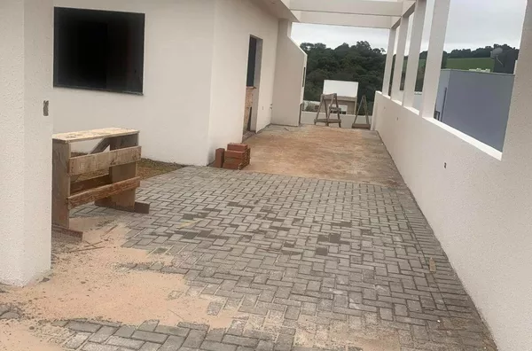 VENDA: CASA NO BAIRRO FRARON