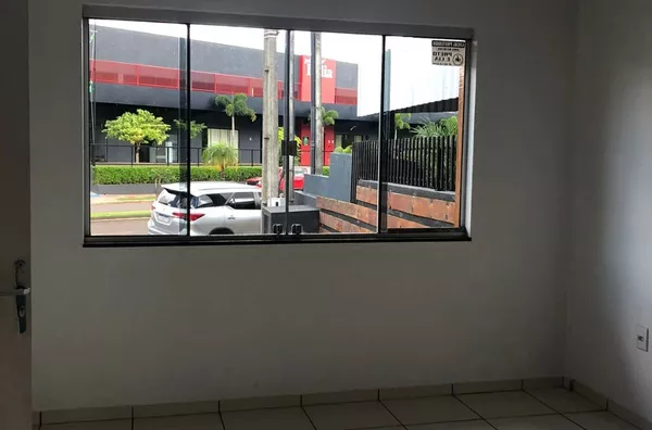 BARRACÃO NO BAIRRO FRARON 