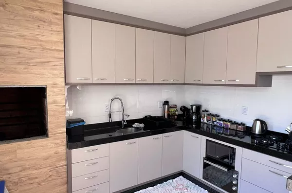 VENDA: LINDO SOBRADO NO LOTEAMENTO PAGNONCELLI