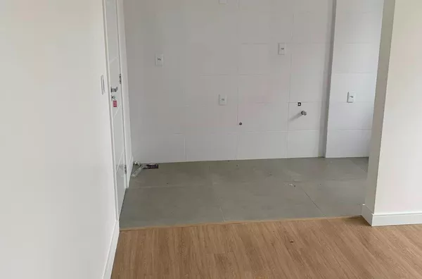 VENDA: APARTAMENTO NO RESIDENCIAL ATHOS - CENTRO