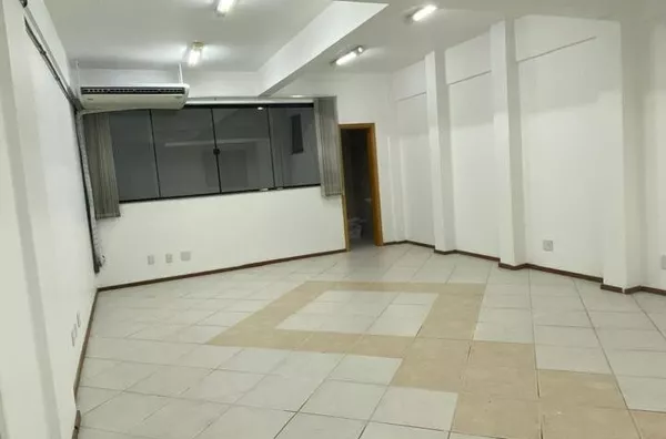 LOCAÇÃO: SALA 9C - SHOPPING ITACOLOMI