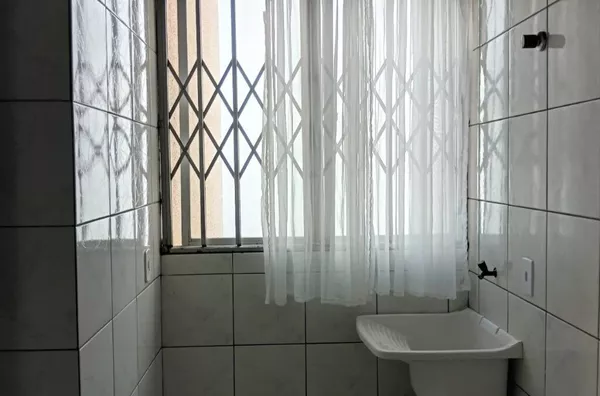 APARTAMENTO - 104 BLOCO A - RES. PADON FILHO