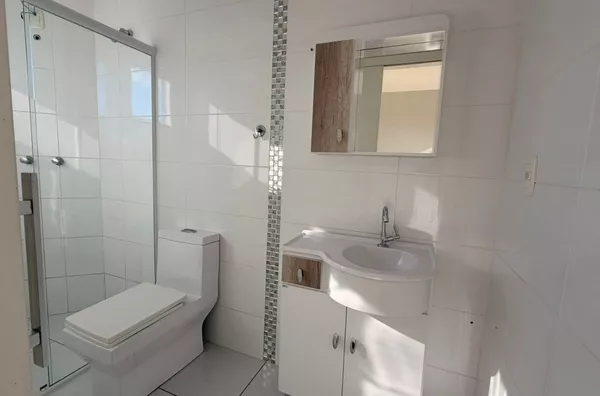 LOCAÇÃO: SOBRADO NO BAIRRO PINHEIROS 