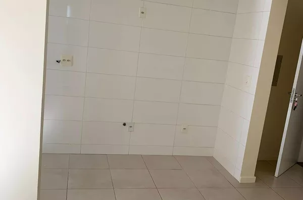 VENDA: APARTAMENTO NO EDIFÍCIO MONTE CARMELO