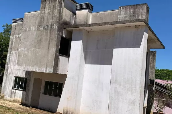 VENDA: SOBRADO SEMI-ACABADO 