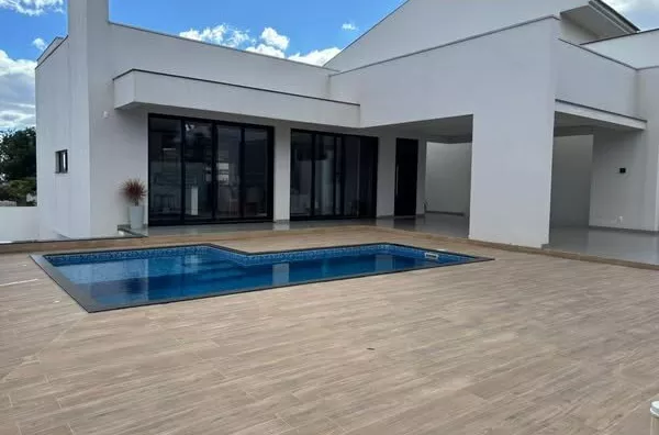 VENDA: CASA NO BAIRRO JARDIM PRIMAVERA