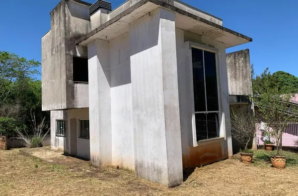 VENDA: SOBRADO SEMI-ACABADO 