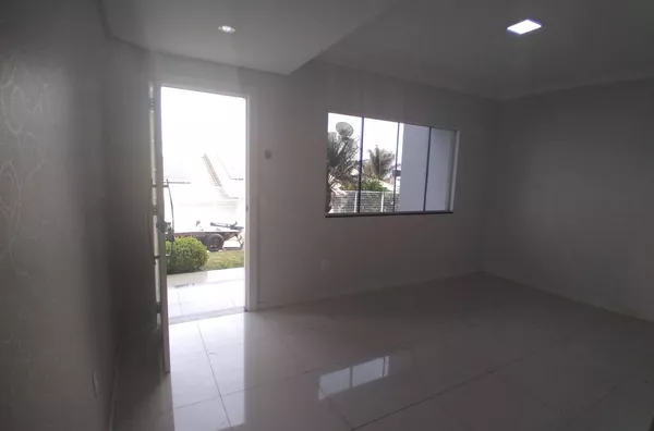 LOCAÇÃO: SOBRADO NO BAIRRO PINHEIROS 