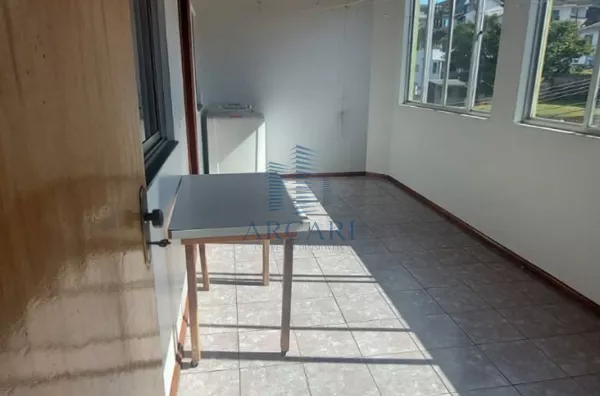 LOCAÇÃO: APARTAMENTO 301 A - EDIFÍCIO SANTO AUGUSTO 