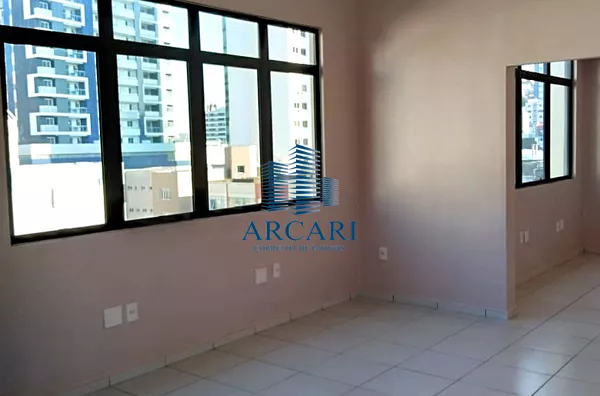 LOCAÇÃO: SALA COMERCIAL 404 - EDIFÍCIO COMERCIAL DALLA VALLE