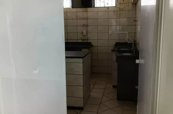 LOCAÇÃO: SALA PARA RESTAURANTE 