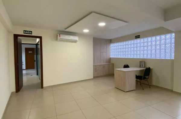 SALA(S) COMERCIAL PARA LOCAÇÃO - EM GALERIA