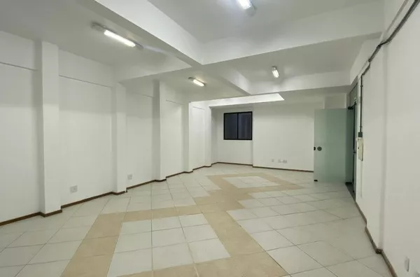 LOCAÇÃO: SALA 9C - SHOPPING ITACOLOMI