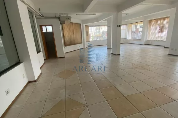 LOCAÇÃO: SALA 11 - SHOPPING ITACOLOMI 