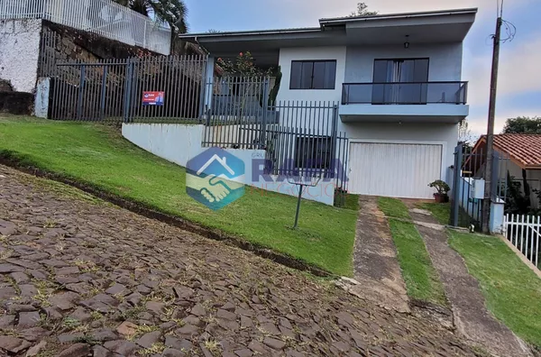 CASA AMPLA || BAIRRO MENINO DEUS || PATO BRANCO - PR