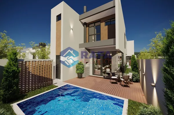 SOBRADO ALTO PADRÃO COM PISCINA || LOTEAMENTO SANTA CLARA || PATO BRANCO - PR