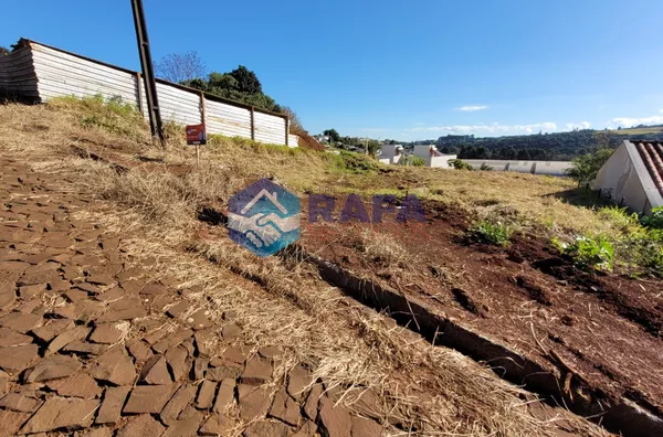 TERRENO COM 450 m² || BAIRRO PINHEIRINHO || PATO BRANCO - PR