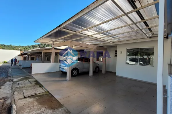 CASA COM 03 QUARTOS || BAIRRO PINHEIRINHO || PATO BRANCO - PR