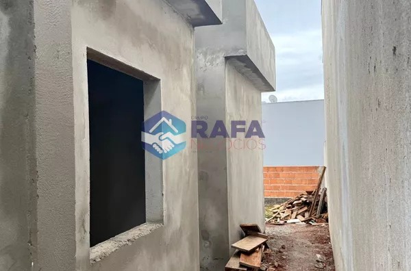 CASA EM CONSTRUÇÃO || BAIRRO FRARON || PATO BRANCO - PR