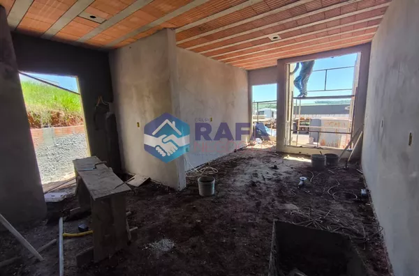 CASA SUÍTE + 1 QUARTO || BAIRRO FRARON || PATO BRANCO - PR