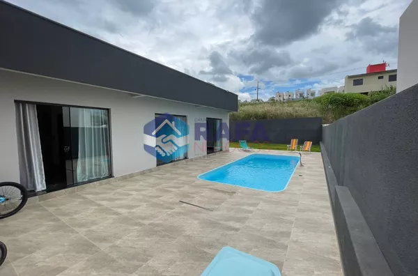 CASA COM SUÍTE E PISCINA || SÃO FRANCISCO || PATO BRANCO - PR