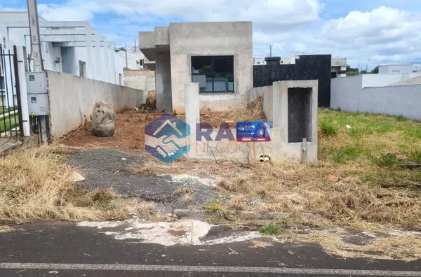 CASA EM CONSTRUÇÃO || BAIRRO SÃO FRANCISCO || PATO BRANCO - PR